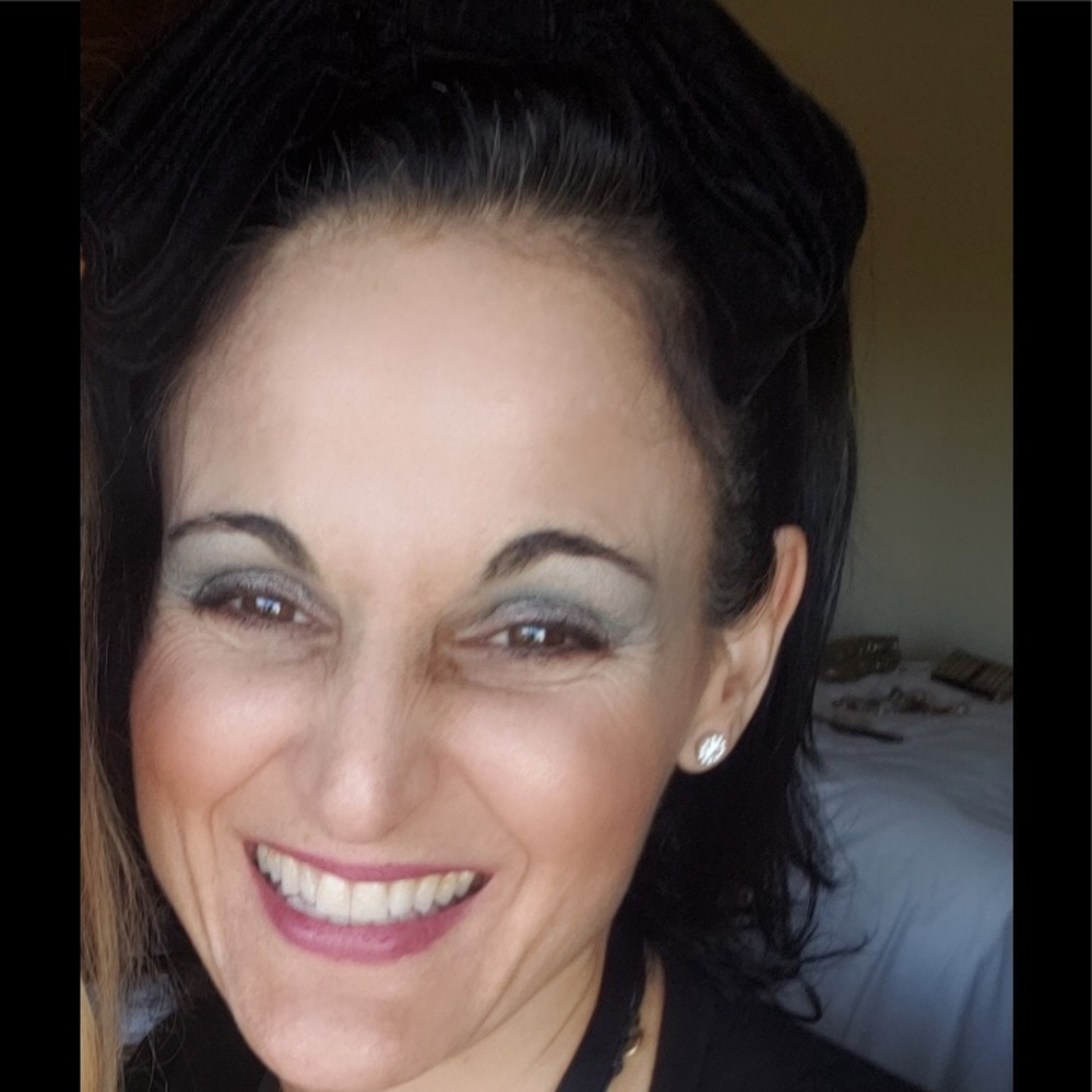 Meet your Posher, Shanon